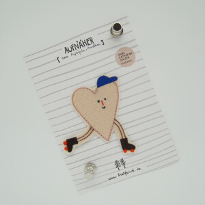 EMBROIDERED ROLLER SKATE HEART CAP