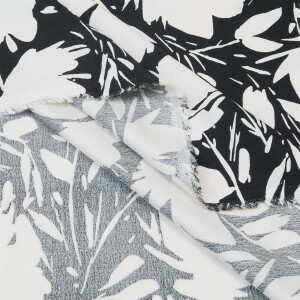 VISCOSE FLORAL SHADE CREAMY WHITE