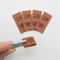 FAUX LEATHER LABEL FLOWERS (5 pcs)