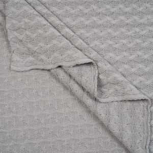 KNIT CABLE PATTERN GREY