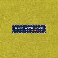 WOVEN LABEL MADE WITH LOVE & SWEAR WORDS (6 pcs)